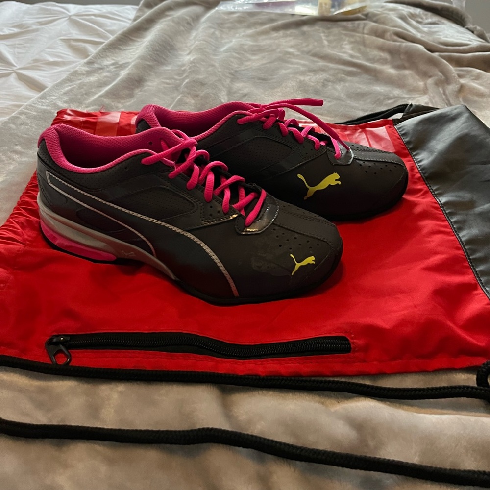 Tennis shoes. Worn once. Great fit. True to size